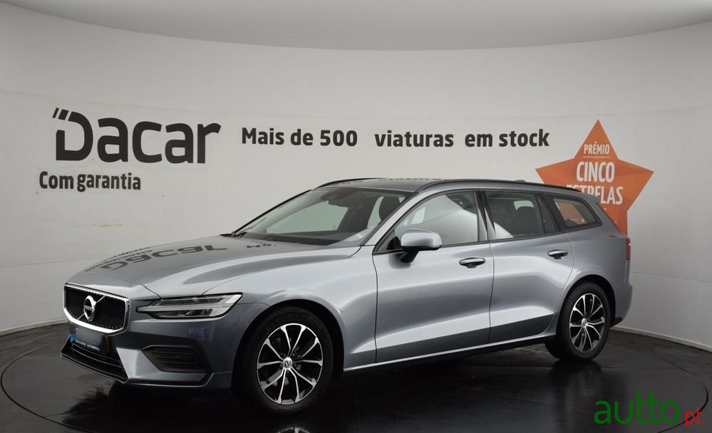 2019' Volvo V60 photo #3