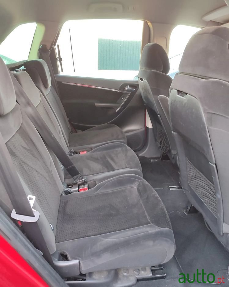 2009' Citroen C4 Picasso photo #4