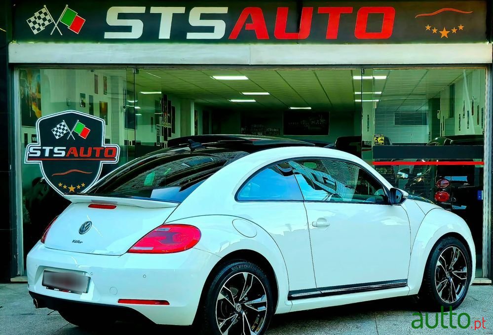 2012' Volkswagen New Beetle 1.6 Tdi Dpf photo #3