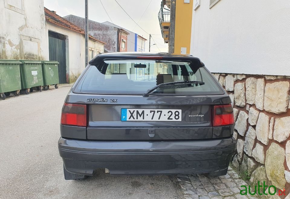 1991' Citroen ZX Avantage photo #4