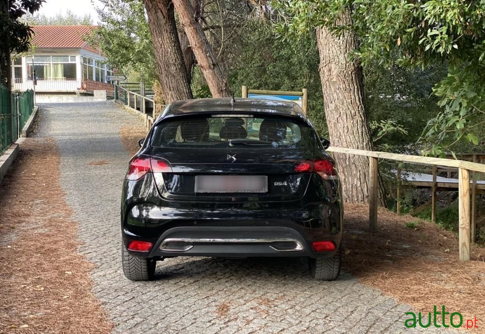 2018' DS Automobiles Ds4 photo #6