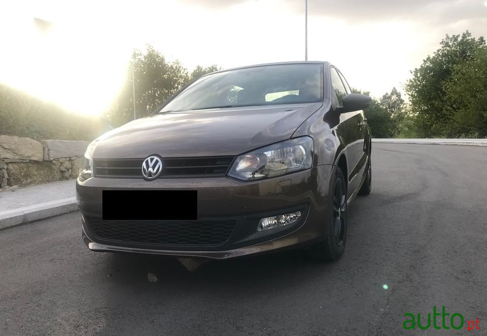 2014' Volkswagen Polo photo #4