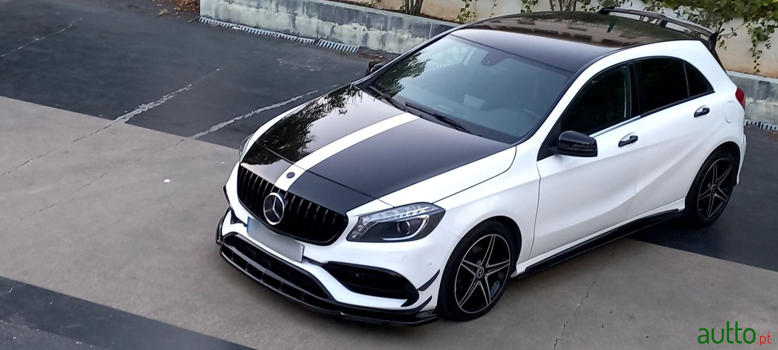 2013' Mercedes-Benz A-180 photo #3