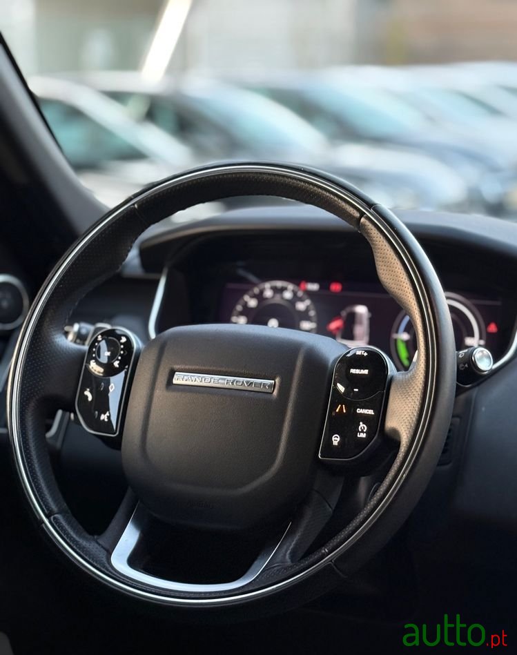 2020' Land Rover Range Rover Sport photo #6