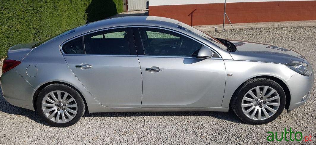2010' Opel Insignia photo #5