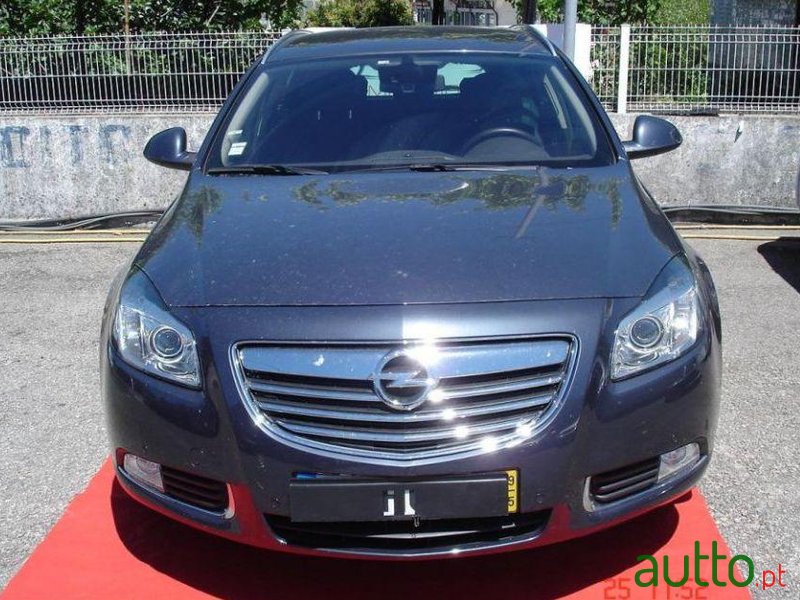 2009' Opel Insignia Sports Tourer photo #3