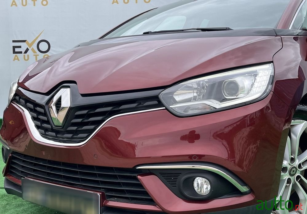 2019' Renault Grand Scenic photo #2