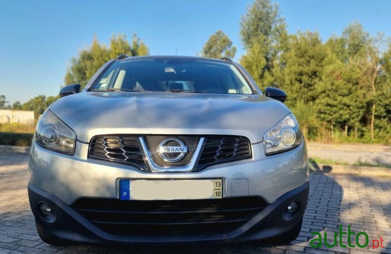 2013' Nissan Qashqai photo #2