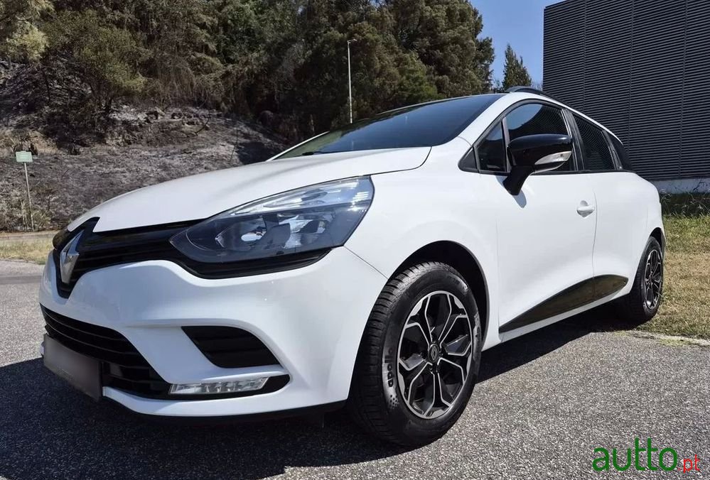 2018' Renault Clio Break photo #3
