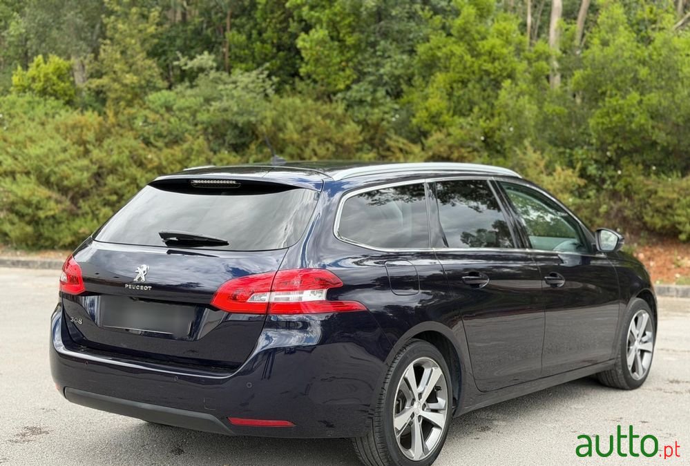 2020' Peugeot 308 Sw photo #3