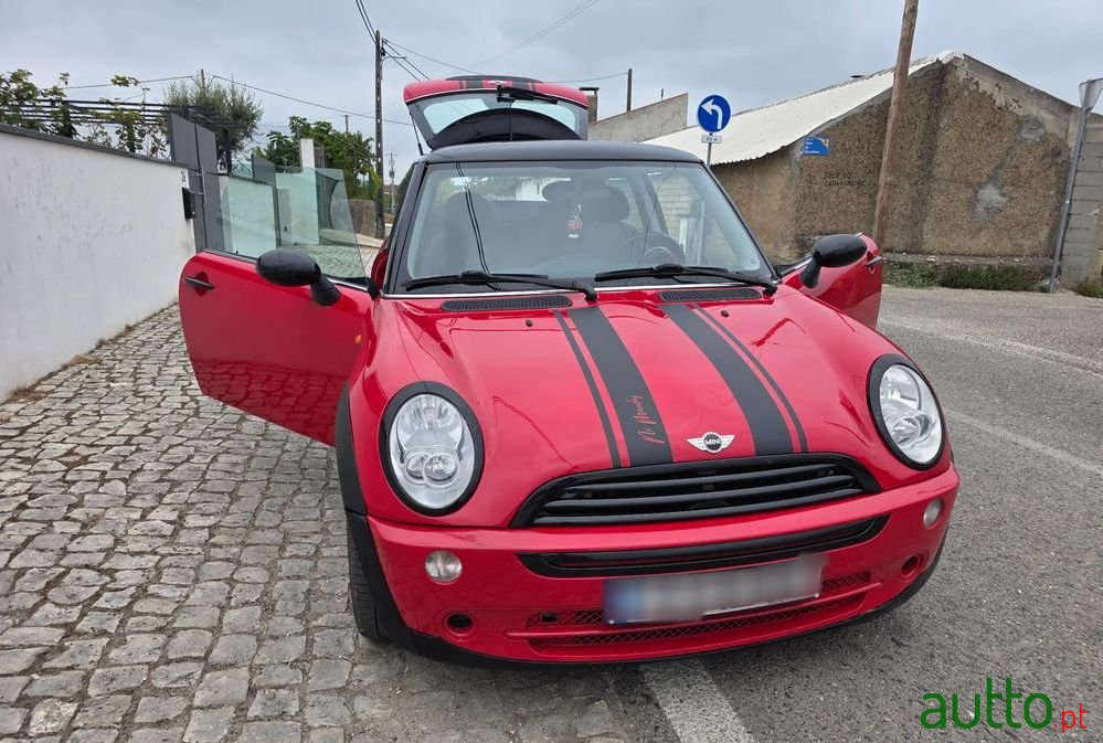 2005' MINI Coupé photo #1