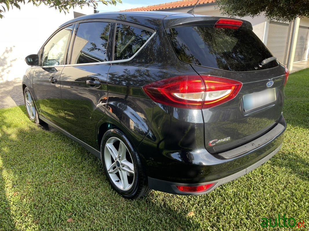 2015' Ford C-MAX photo #4