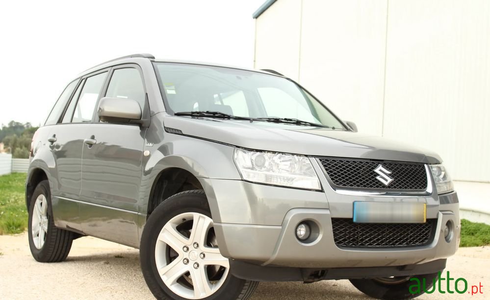 2006' Suzuki Grand Vitara photo #3