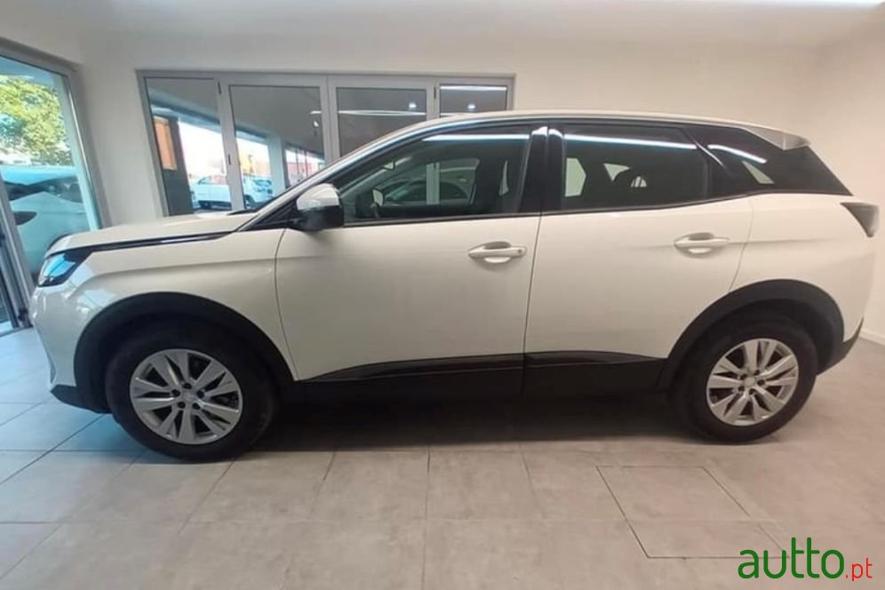 2021' Peugeot 3008 photo #4