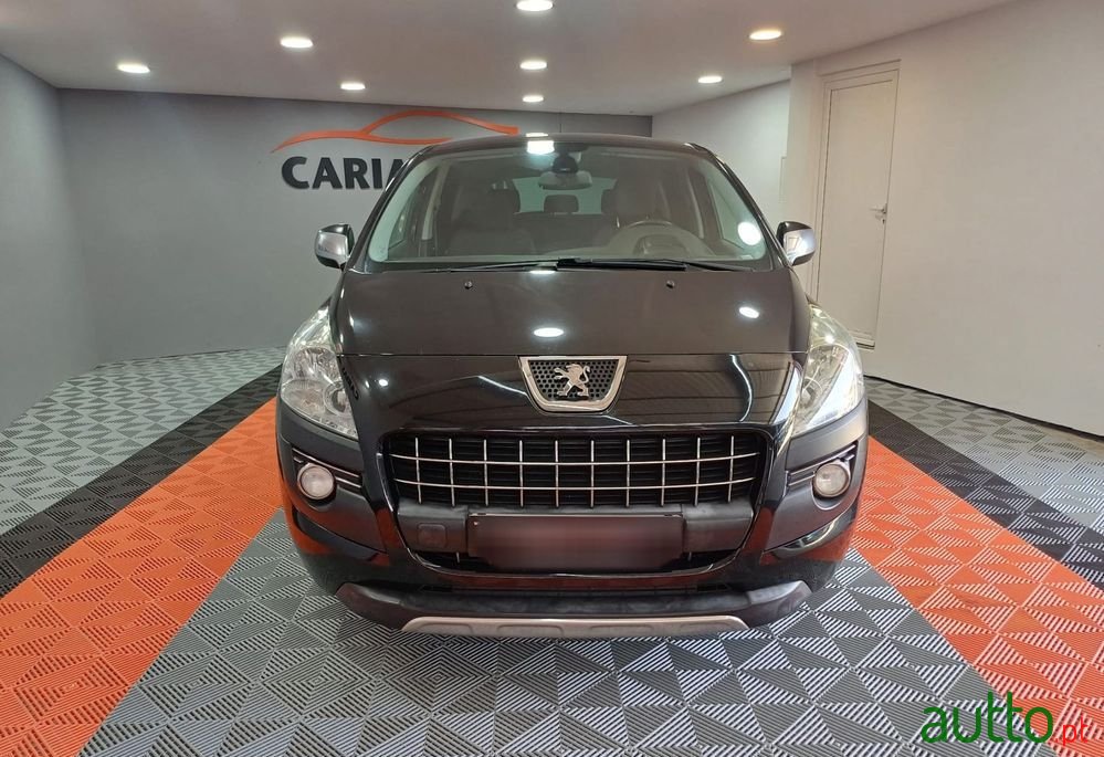 2013' Peugeot 3008 1.6 Hdi Allure photo #3