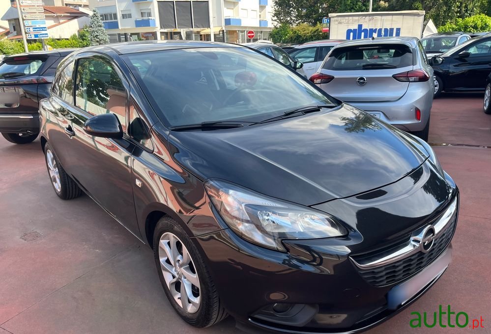 2015' Opel Corsa 1.0 T Color Edition photo #2