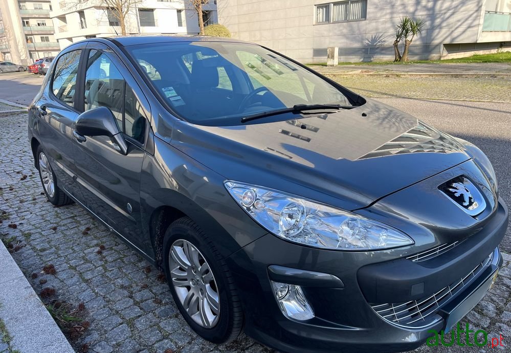 2010' Peugeot 308 1.6 Hdi Envy photo #2