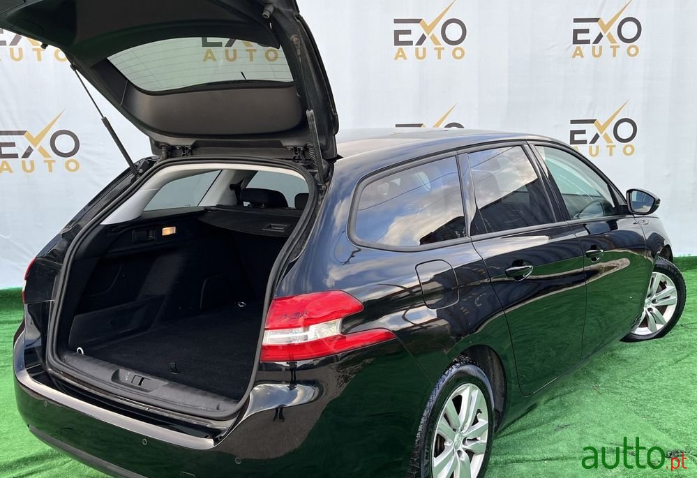 2019' Peugeot 308 Sw photo #5