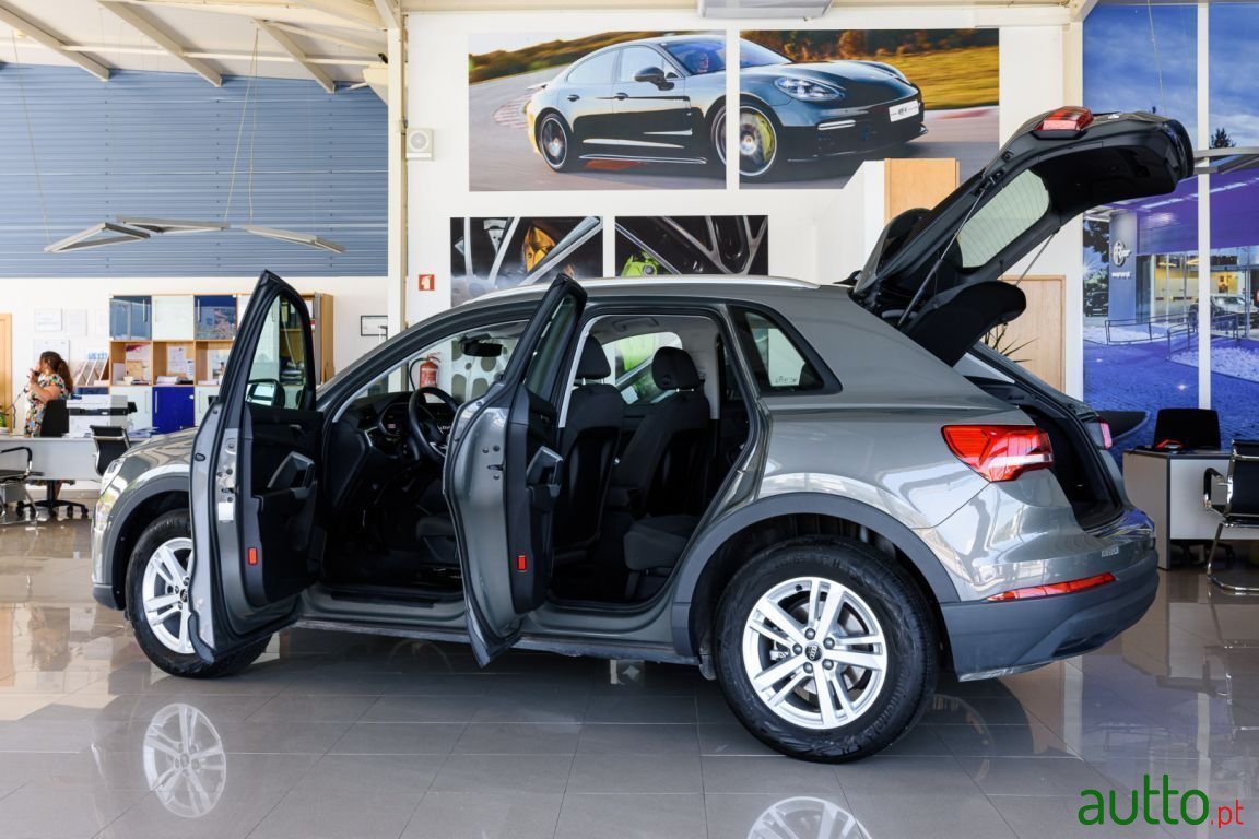 2021' Audi Q3 photo #3