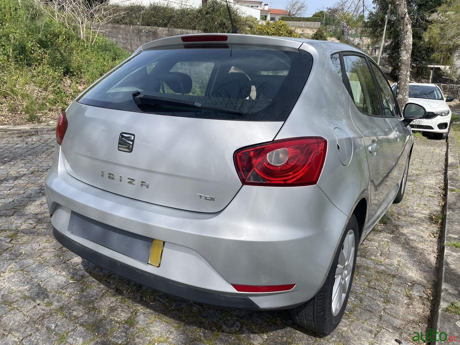 2014' SEAT Ibiza photo #5