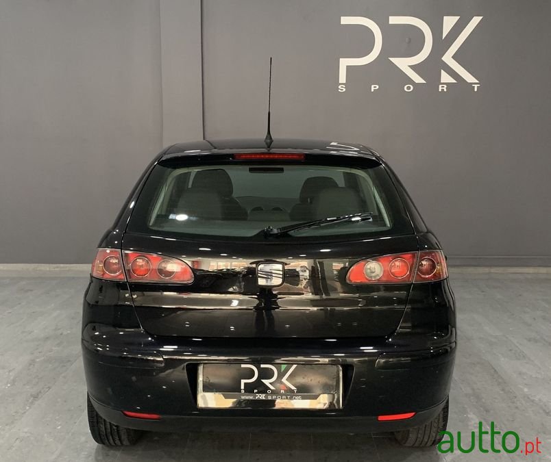 2005' SEAT Ibiza photo #3