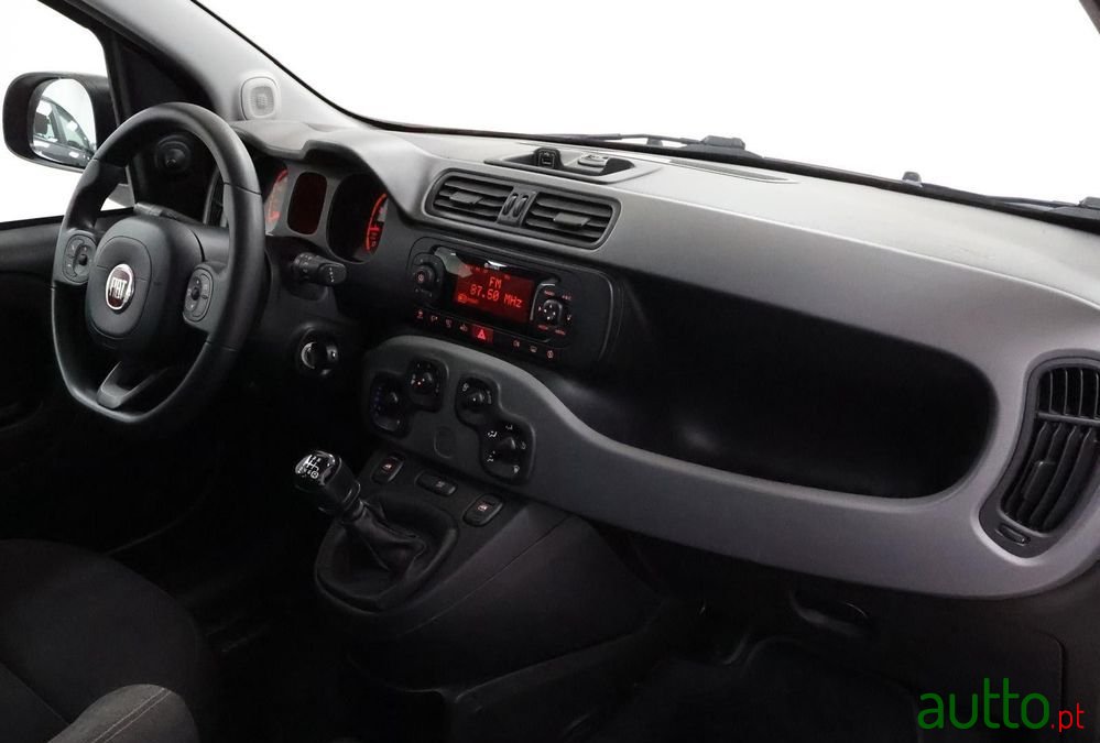 2022' Fiat Panda photo #3