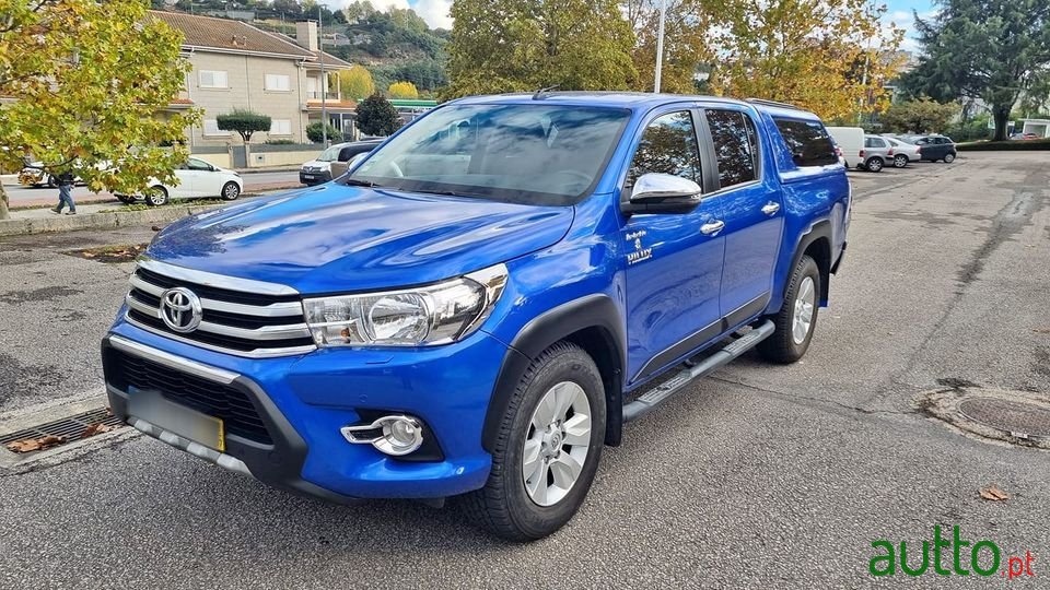 2018' Toyota Hilux photo #1