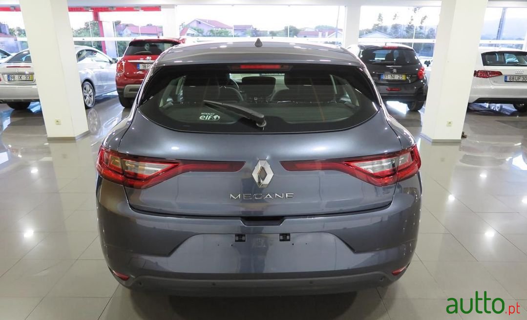 2017' Renault Megane photo #4