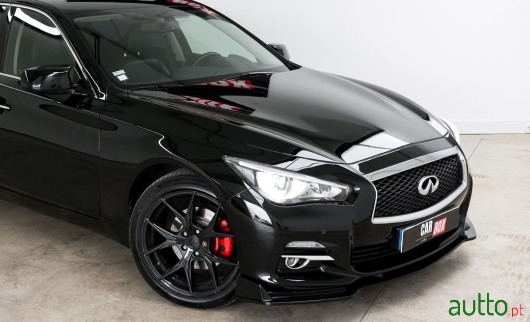 2016' Infiniti Q50 photo #3