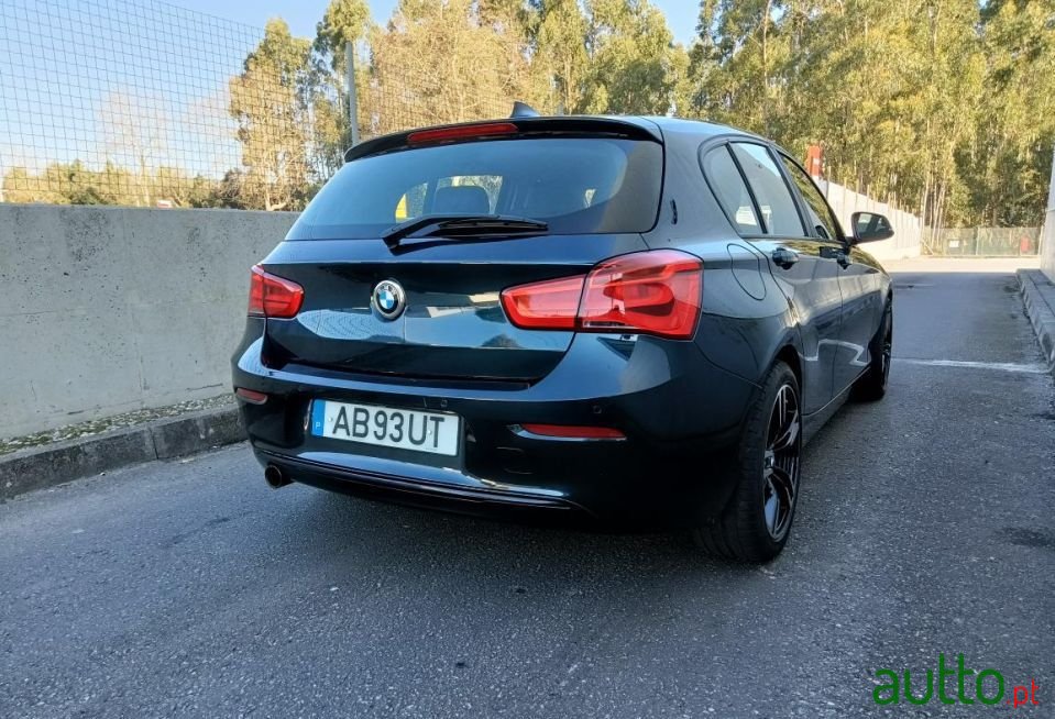 2015' BMW 116 Sport photo #3