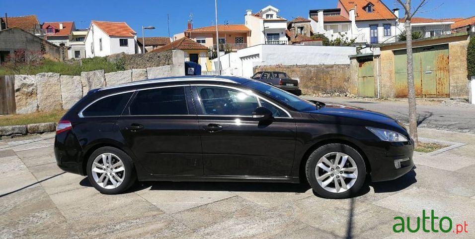 2011' Peugeot 508 Sw photo #3