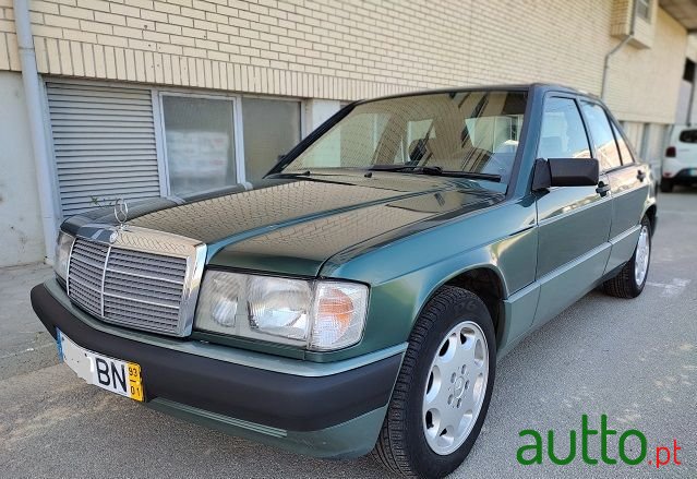 1993' Mercedes-Benz 190 photo #2