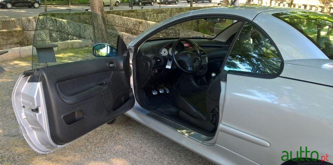 2003' Peugeot 206 2.0 photo #4