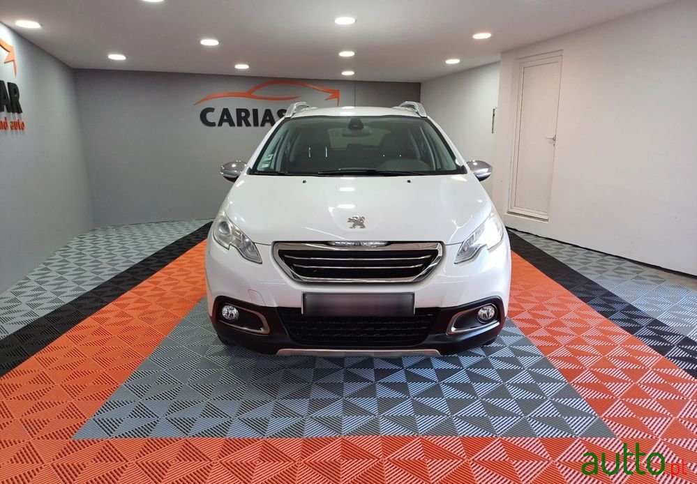 2015' Peugeot 2008 photo #3