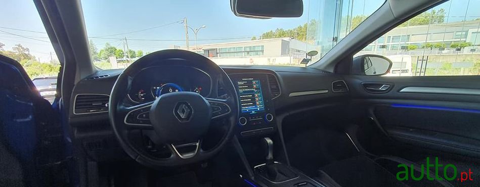 2017' Renault Megane Break photo #1