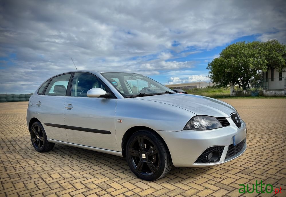 2008' SEAT Ibiza 1.2 12V Stylance photo #1