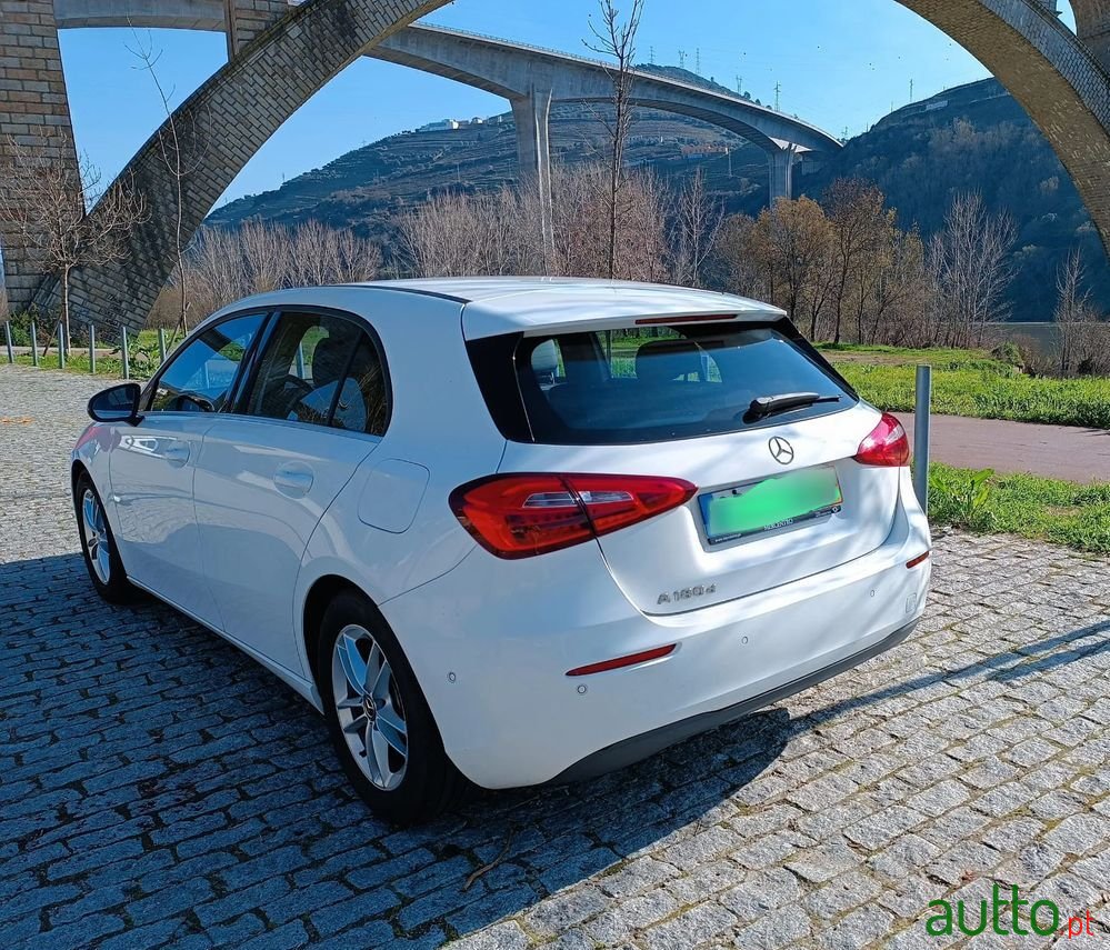 2018' Mercedes-Benz A 180 photo #2