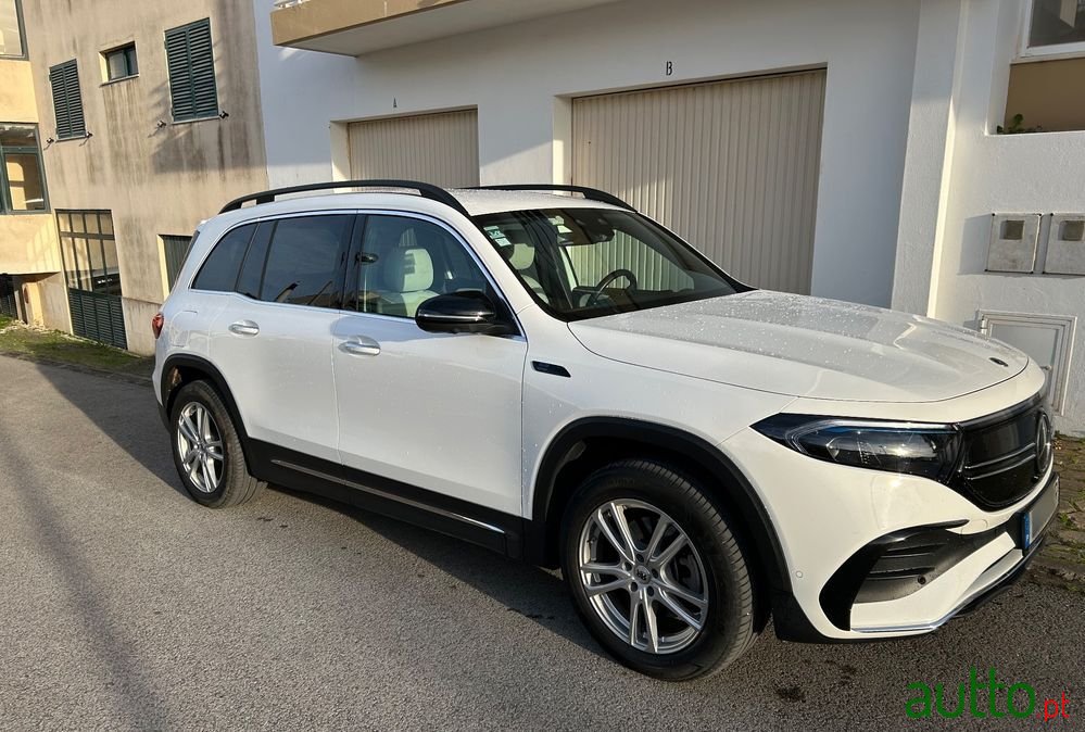 2023' Mercedes-Benz EQB photo #2