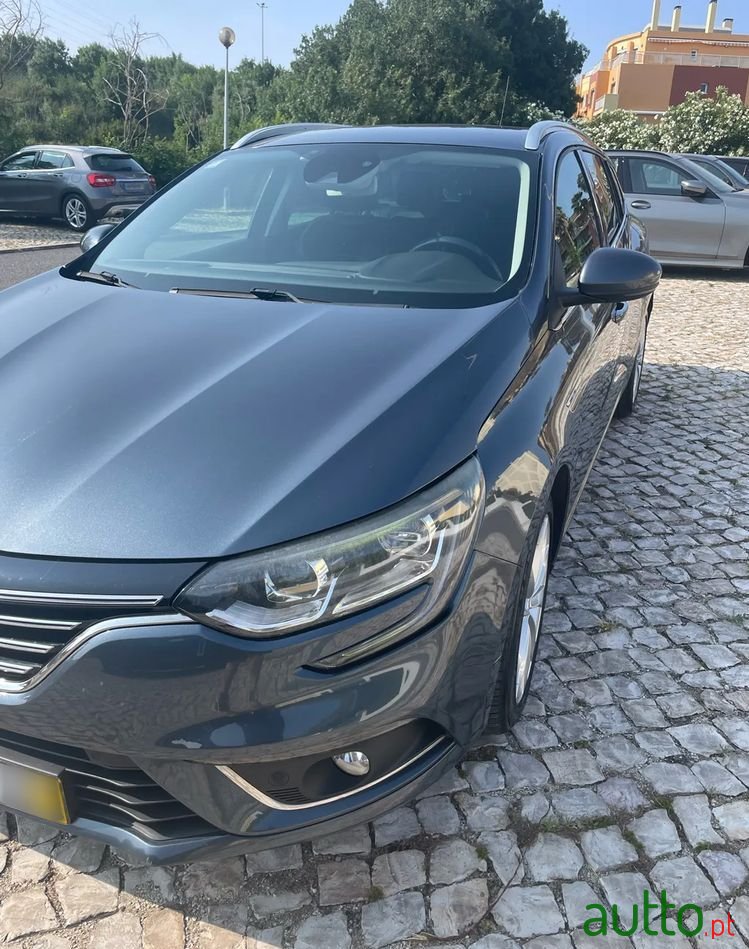 2017' Renault Megane 1.5 Dci Intens photo #2
