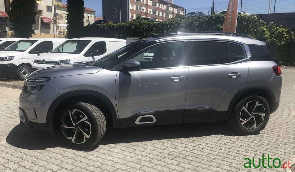 2019' Citroen C5 Aircross photo #2