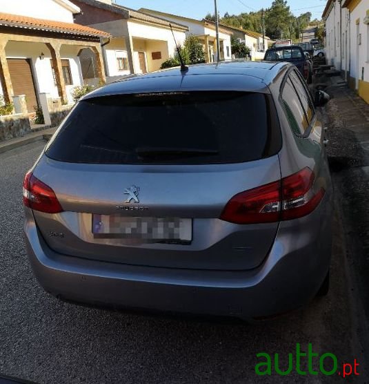 2015' Peugeot 308 Sw photo #2