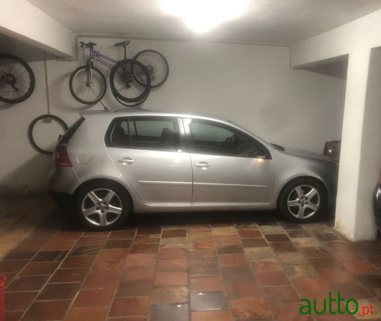 2007' Volkswagen Golf photo #2