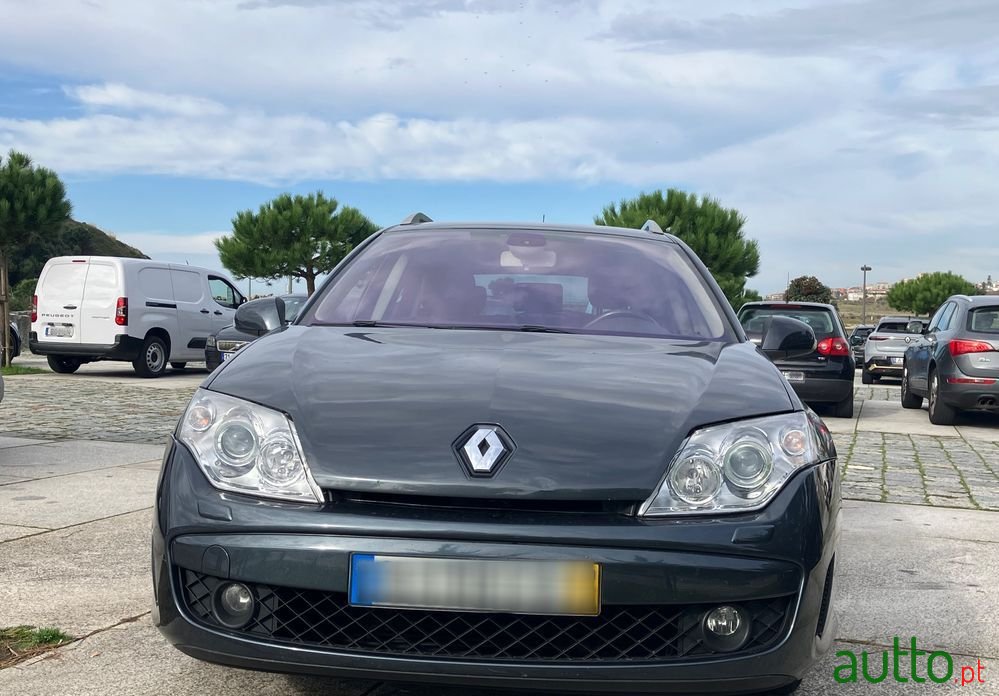 2009' Renault Laguna Break photo #5