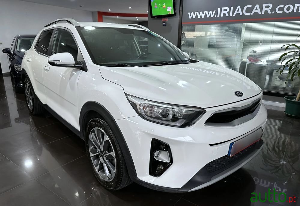 2018' Kia Stonic 1.0 T-Gdi Drive photo #2