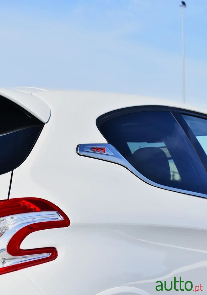 2014' Peugeot 208 1.6 E-Thp Gti photo #6