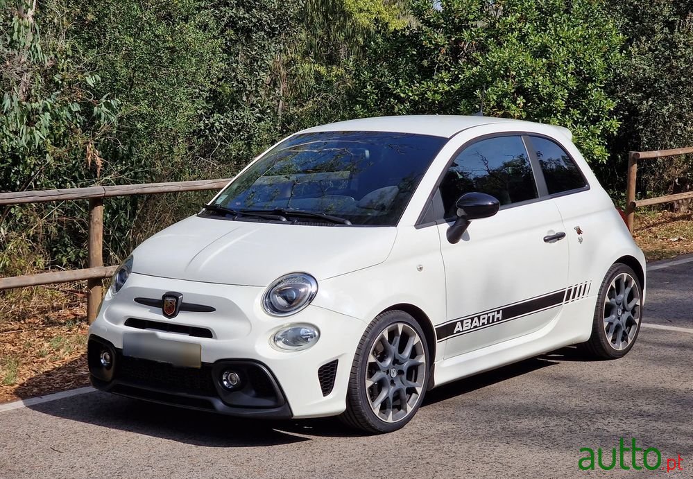 2017' Fiat 595 Abarth photo #1