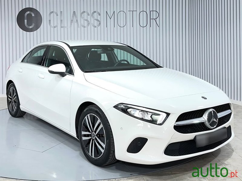 2020' Mercedes-Benz Classe A D Style Plus photo #3