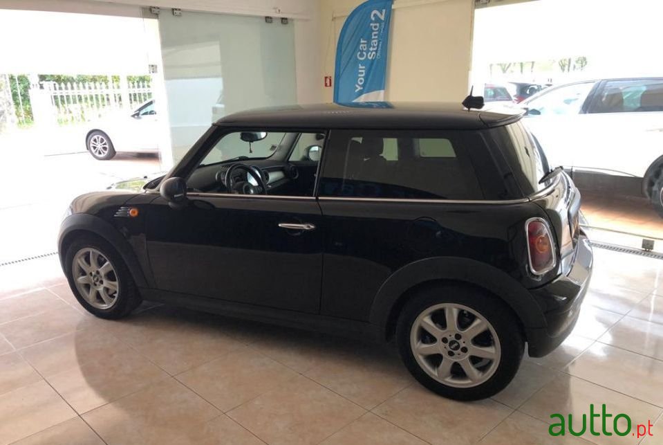 2010' MINI One photo #2