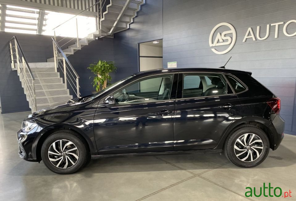 2022' Volkswagen Polo photo #2