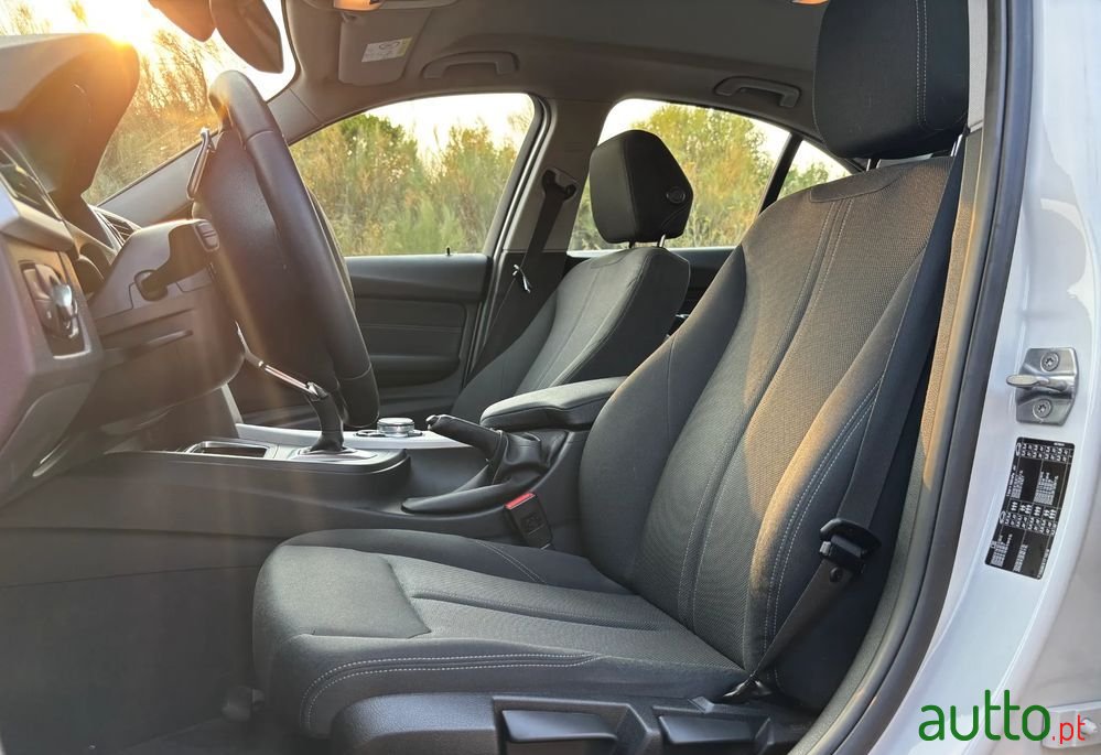 2016' BMW Série 3 D Aut. photo #5
